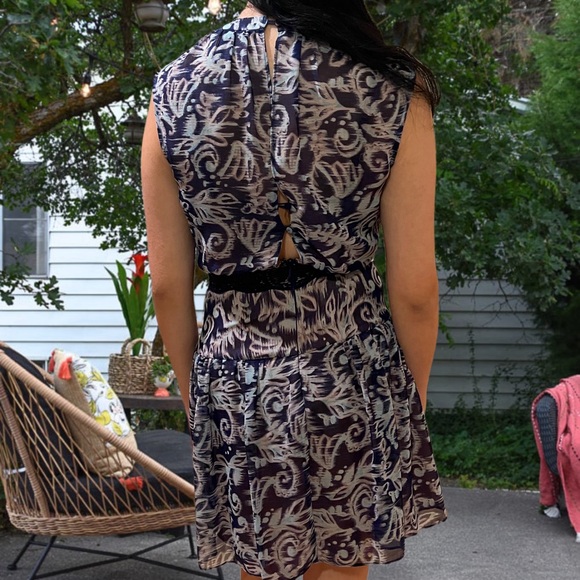 BCBG MaxAzria Aymeline Blue Floral Print Lace Sleeveless Dress Size 0 Small - Picture 3 of 9